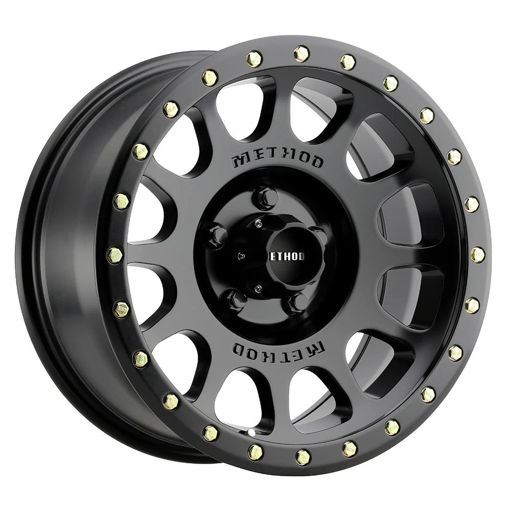 Method MR305 NV 18x9 +25mm Offset 5x150 116.5mm CB Gloss/Matte Black Street Loc Wheel