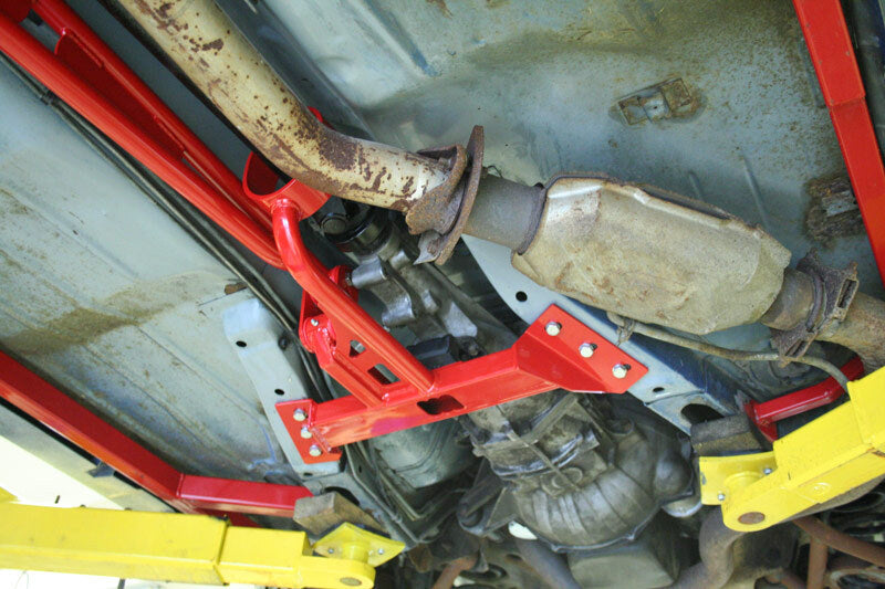 UMI Performance 82-92 GM F-Body Tunnel Mounted Torque Arm- Fits TH400 Transmission