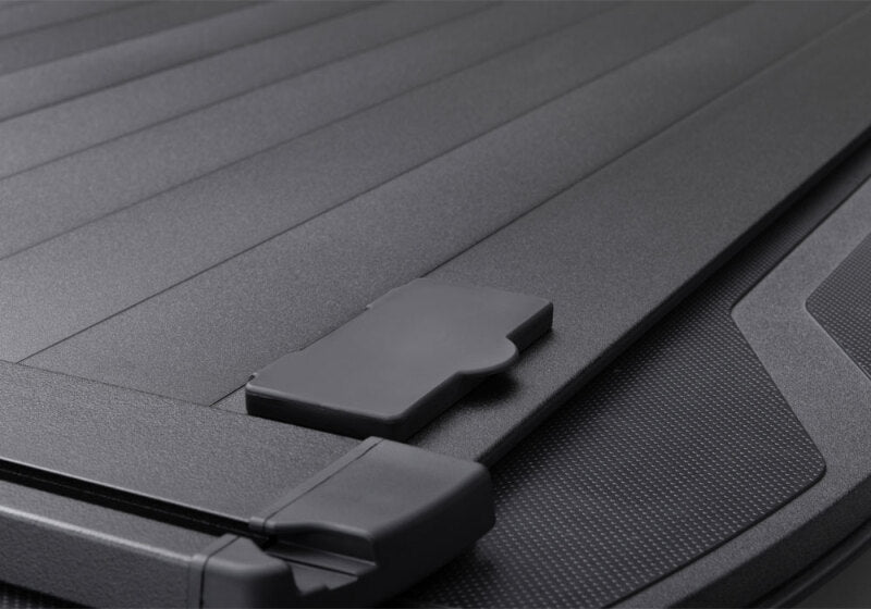 Retrax 2007-2020 Toyota Tundra CrewMax 5.5ft Bed RetraxPRO XR with Deck Rail System