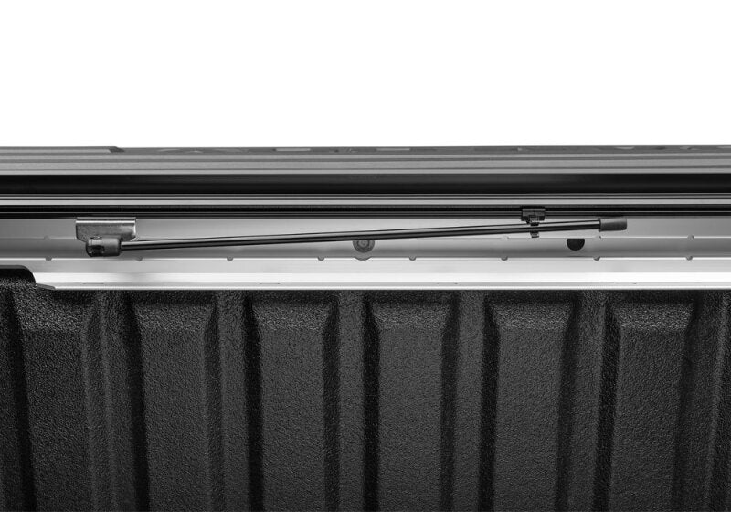 BAK 09-18 Dodge Ram 1500 (19-20 Classic Only) 5ft 7in Bed (w/ Ram Box) BAKFlip MX4 Matte Finish