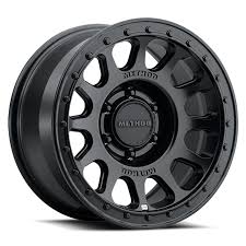 Method MR709 HD Bead Grip 17x 8.5in / ET0 / 5x5 BP / 71.5mm Bore - Black Wheel